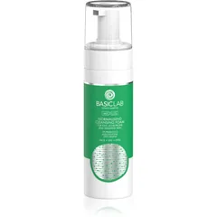 BasicLab Dermocosmetics Micellis sanfter Reinigungsschaum für fettige Haut mit Neigung zu Akne