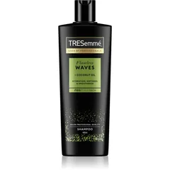 TRESemmé Flawless Waves Feuchtigkeit spendendes Shampoo für welliges und lockiges Haar